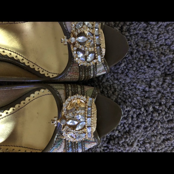 Hale Bob Queen Heels Sz 9. All Hale to the Queens - Picture 4 of 8